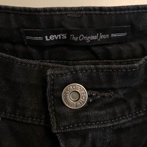 Levi’s Mid Rise Skinny